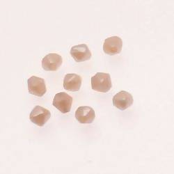 Perles en verre forme petite toupie Ø4mm couleur crème brillant (x 10)