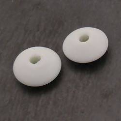 Perles en verre forme soucoupes Ø15mm couleur blanc givré (x 2)