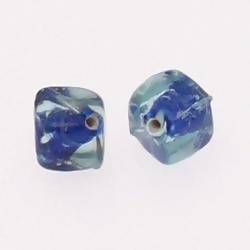 Perle en verre forme cube 10mm bicolore bleu clair et bleu foncé transparent (x 2)