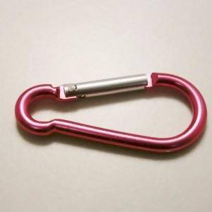 Fermoir mousqueton porte-clés 50x22mm couleur rose fushia (x 1)