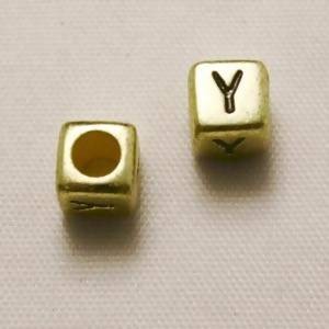 Perles Acrylique Alphabet Lettre Y 6x6mm carré blanc fond or (x 2)